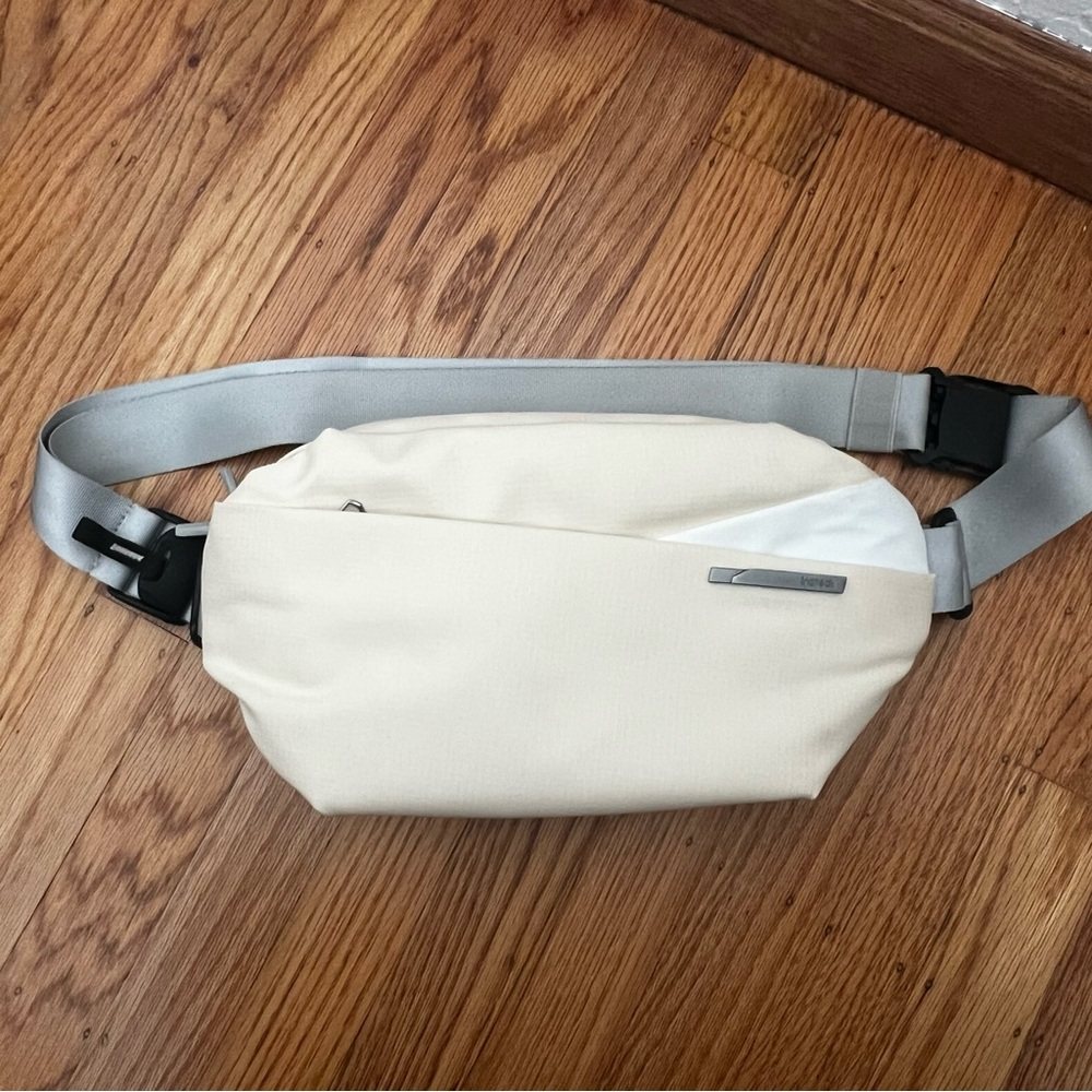 Cream Sling Bag Inateck